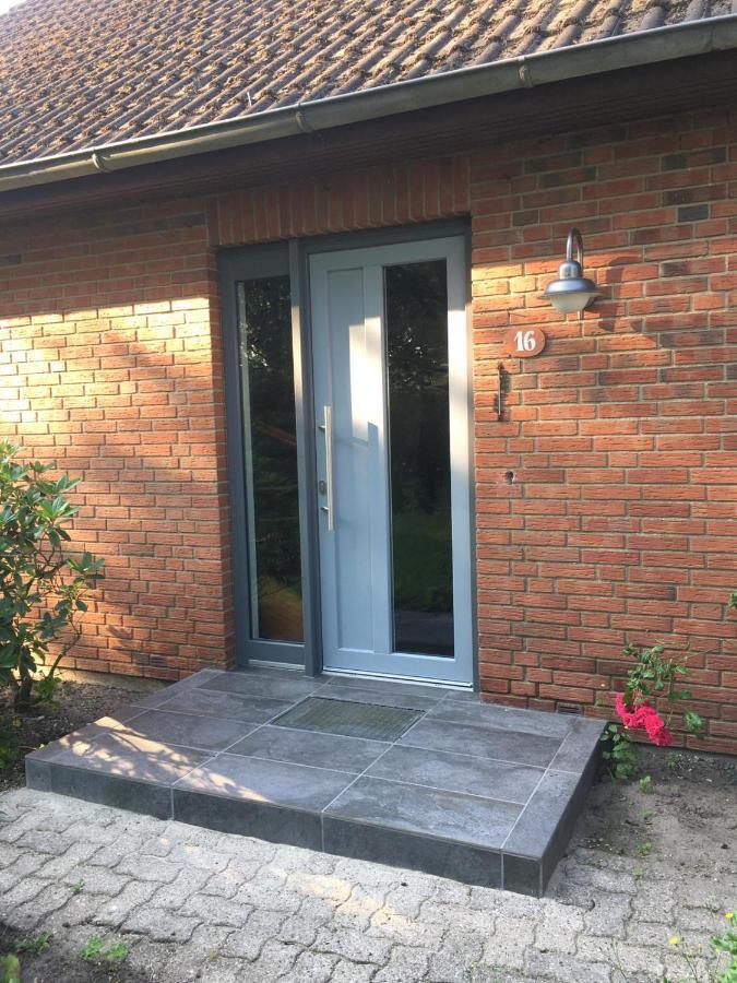 Ferienhaus Mit Garten In Nordseenaehe Langenhorn Exteriér fotografie